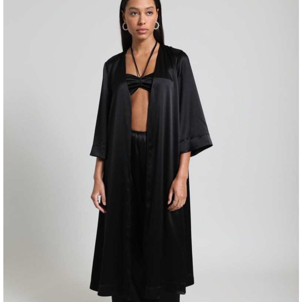 NWT LESET Barb Tie Caftan Black- gorgeous! Size M! - Picture 1 of 4